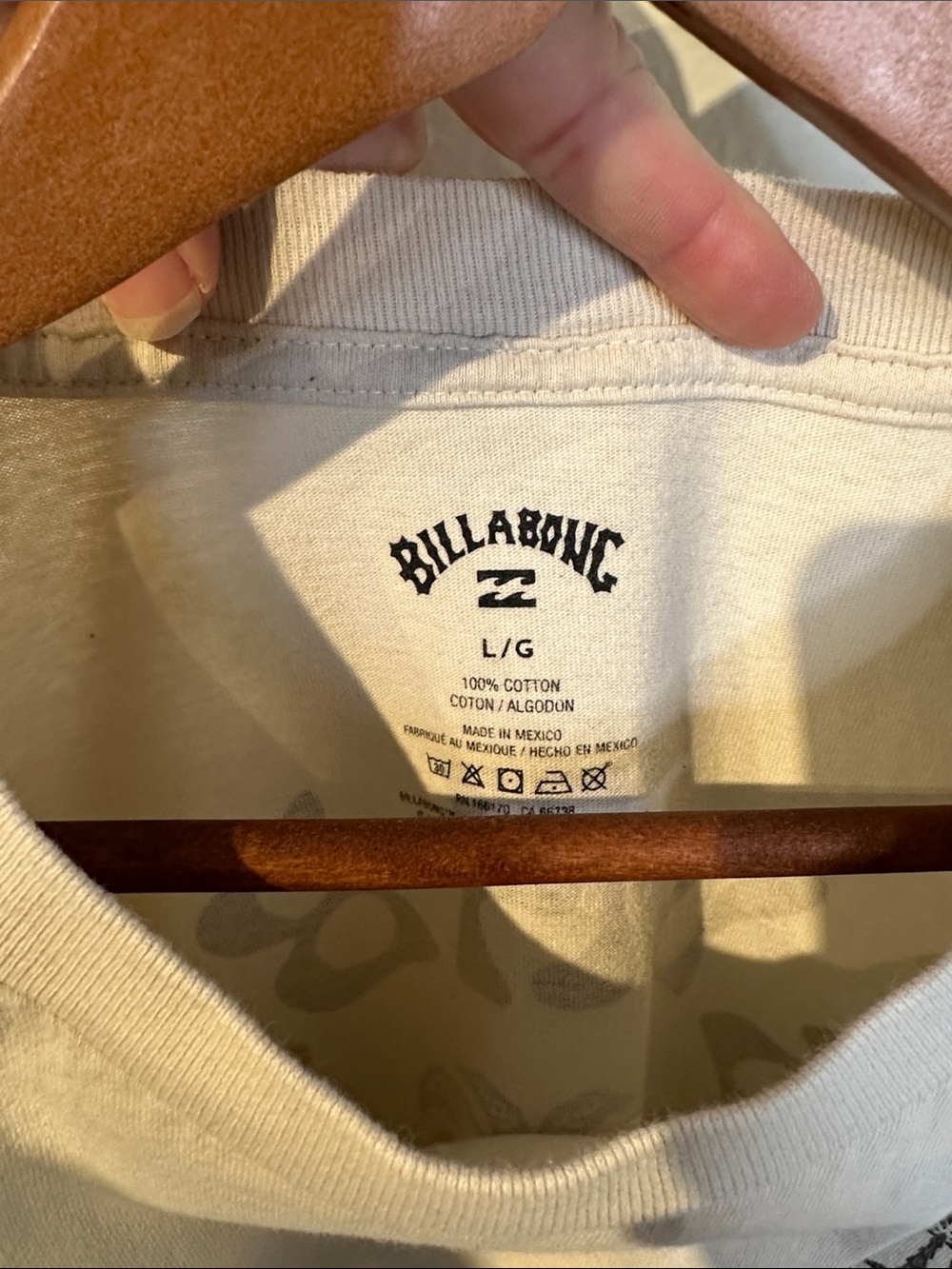 Billabong Men's Short Sleeve T-Shirt in Cream with brown Logo L - Picture 3 of 7
